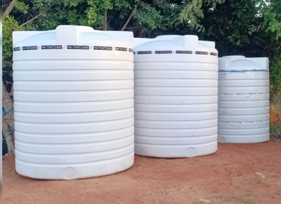 خزانات مياه بولي ايثيلين الآمل للتوريدات