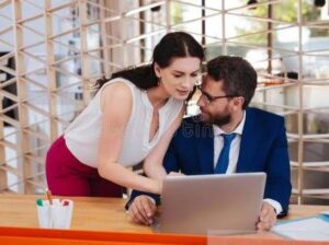 مطلوب سكرتيرة خاصة حلوة متحررة بمرتب ثابت 10000