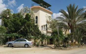 فيلا للإيجار مفروشة كينج مريوط طريق برج العرب قرية