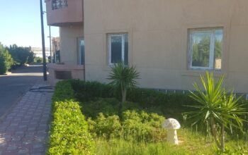 شالية للبيع فى قرية سانتا كلوز راس سدر 01012771804