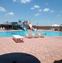 فرصة !! شاليه للبيع بقرية مراقيا الساحل الشمالي