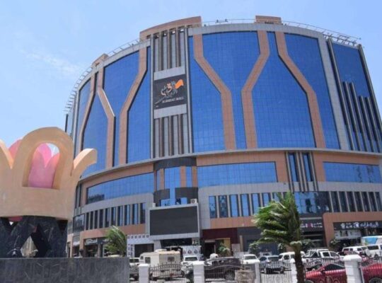 البيرق مول -الكويت-