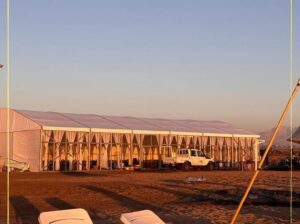 خيام عصرية, خيام مودرن, كراسي فاخرة, طاولات طعام,ط