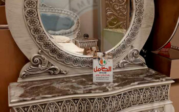 غرف نوم كلاسيك بدمياط مصنوعه م الخشب الزان