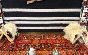 تأجير كنب جلد أبيض ، طاولات طعام مع كراسي