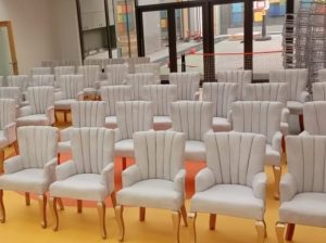 تأجير كنب ملكي كحلي و سكري,مظلات ,مكيفات دولاب